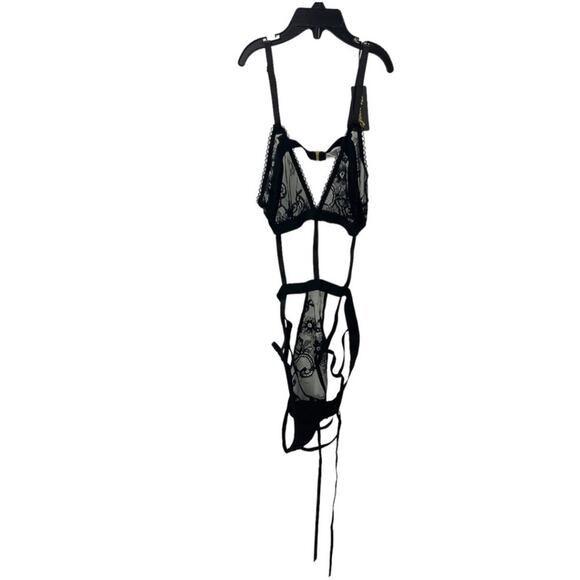 Mapale Black Lace Strappy Lace Up Teddy Size Small Medium NWT $49 MSRP - Picture 5 of 9
